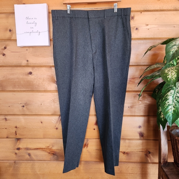 Action Slacks‎ by Levi's Strauss Vintage Gray Straight Dress Pants Size 40 X 28" - Picture 1 of 11